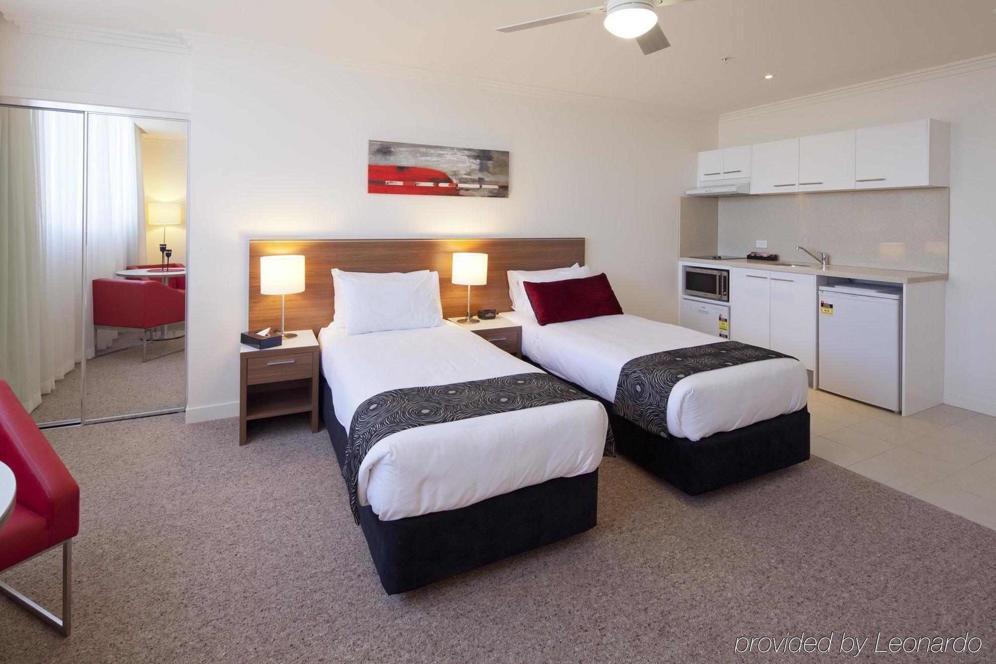 Quest South Brisbane Aparthotel Room photo